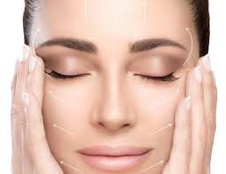 Cirugía facial o lifting o ritidoplastia con el Dr. Rodrigo Montoya cirujano plástico en Medellín